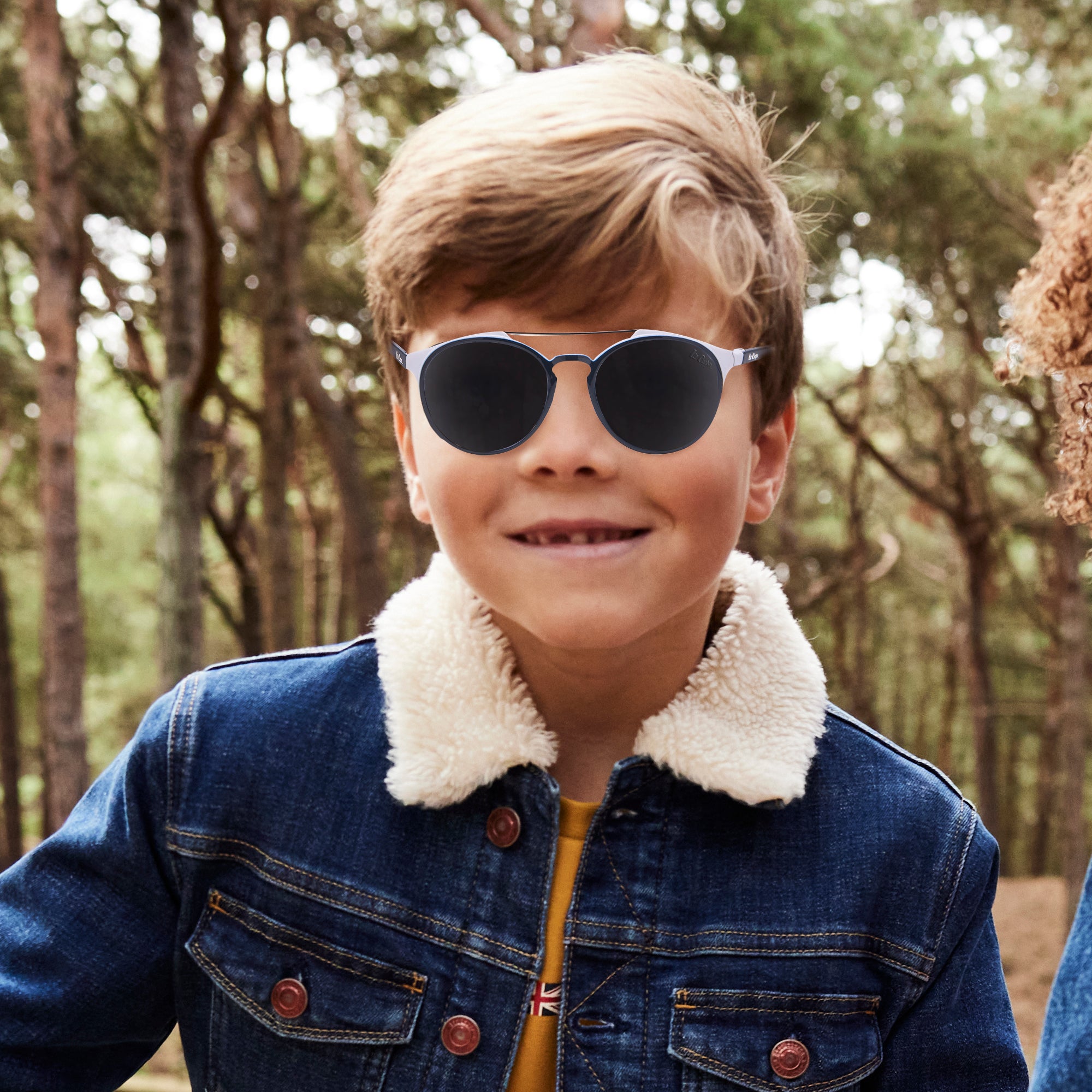 Lee Cooper Polarized Sunglasses for Boys & Girls with Grey Round TAC Lenses, Blue Full-Rim Polycarbonate Frame and Brow-Bar Design | LCK109C01