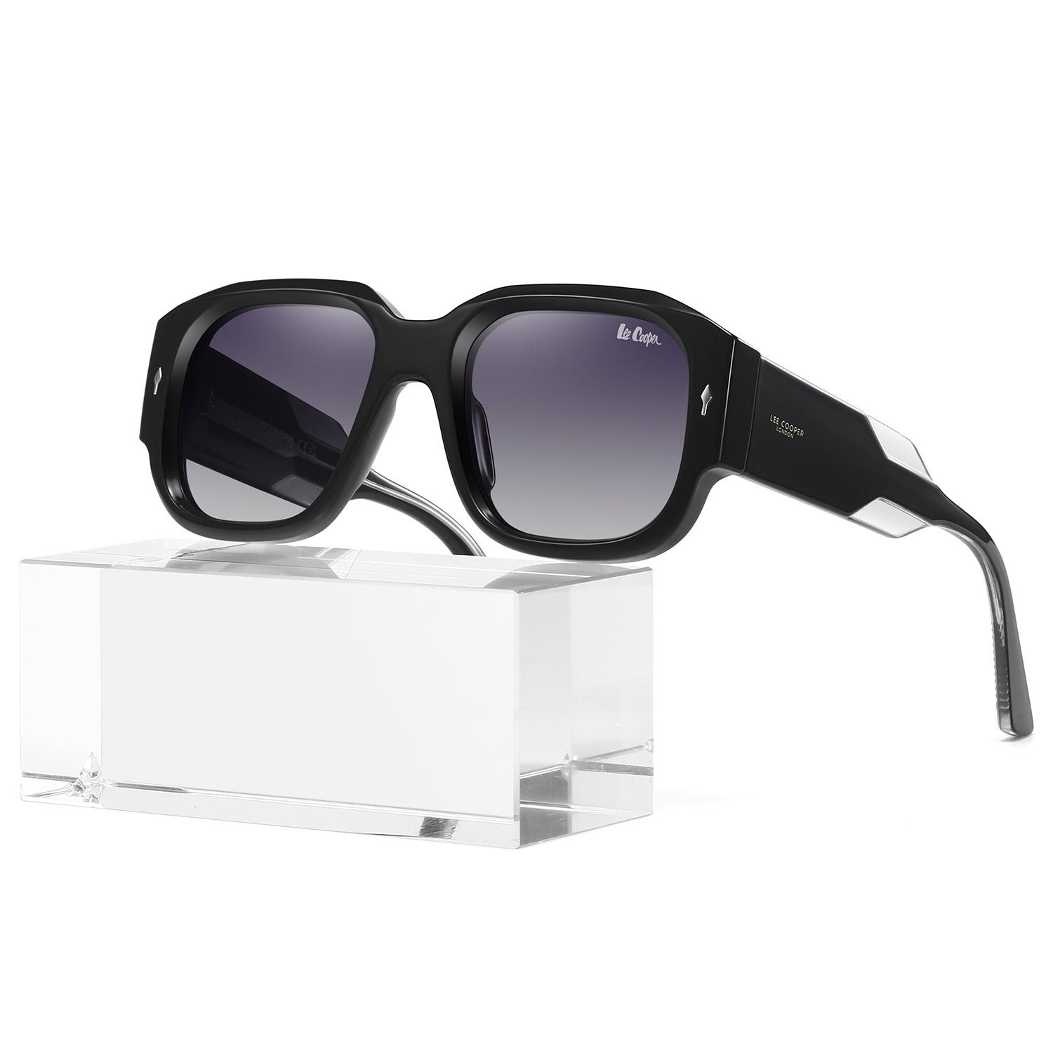 Lee Cooper Women's Polarized Chunky square Sunglasses - Black - LCW10024C1