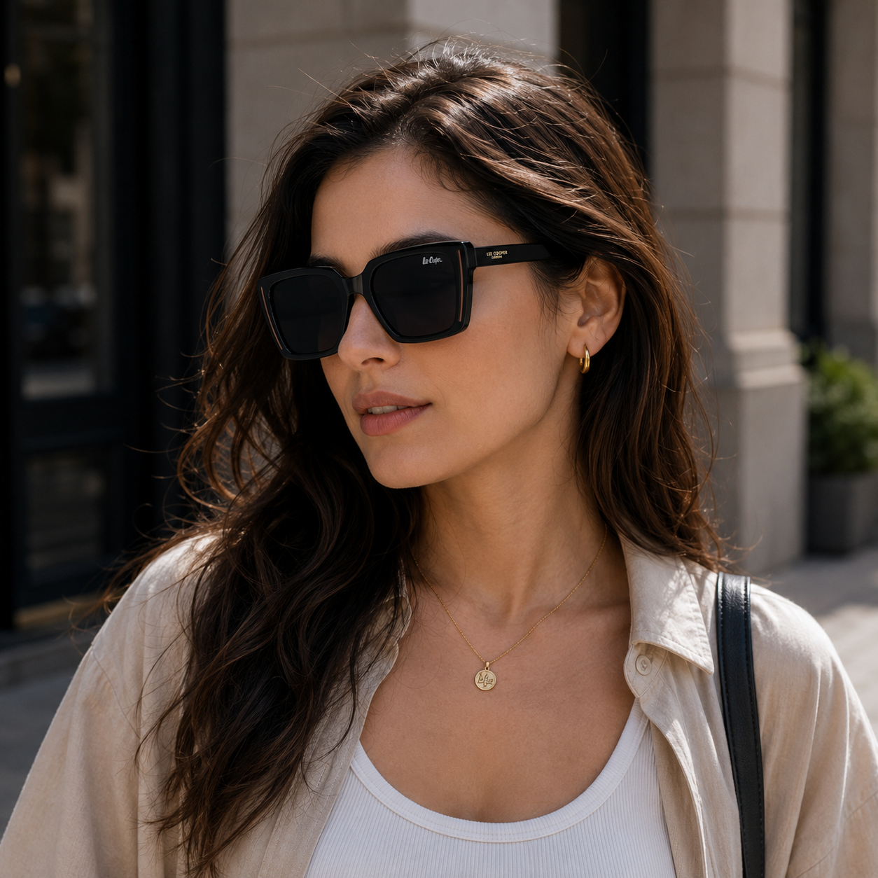 Lee Cooper Women's Polarized Cateye square Sunglasses - Black - LCW10022C1